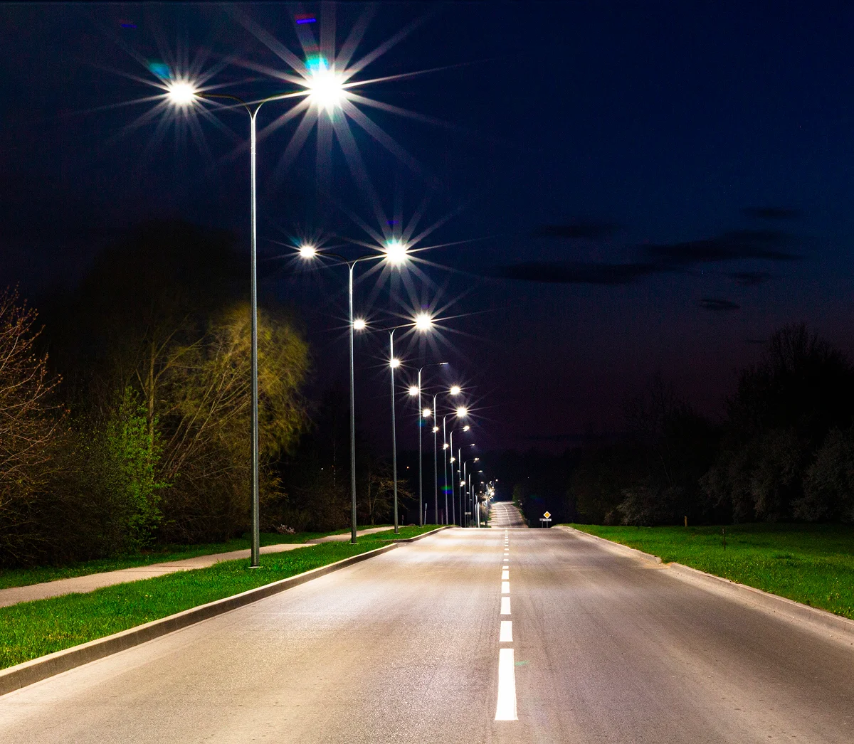 Опоры граненые конические